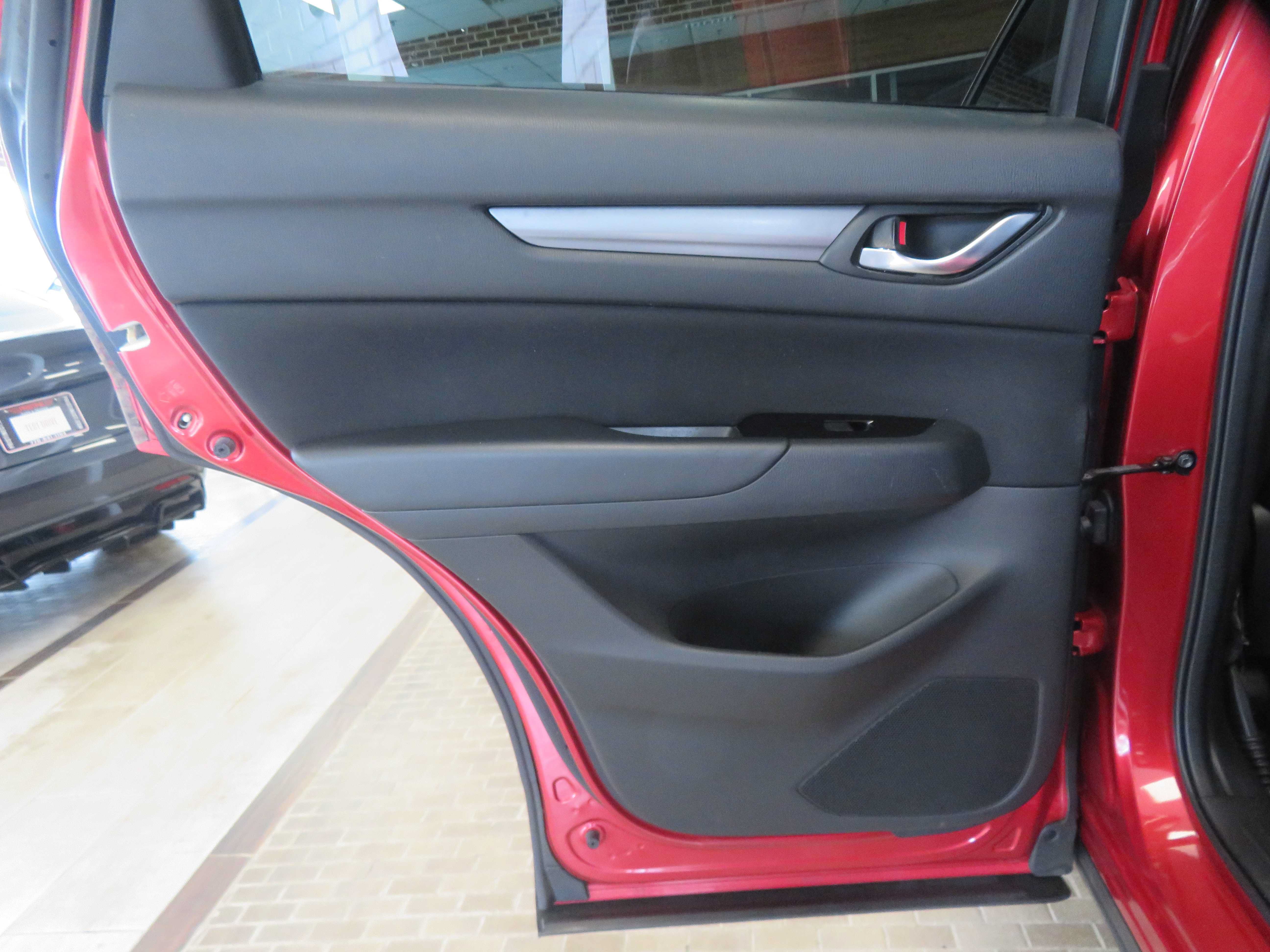 Used 2017 MAZDA CX-5 Sport FWD image 17
