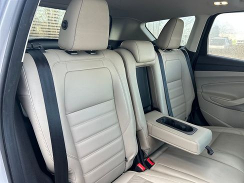 Used 2019 Ford Escape Titanium image 25