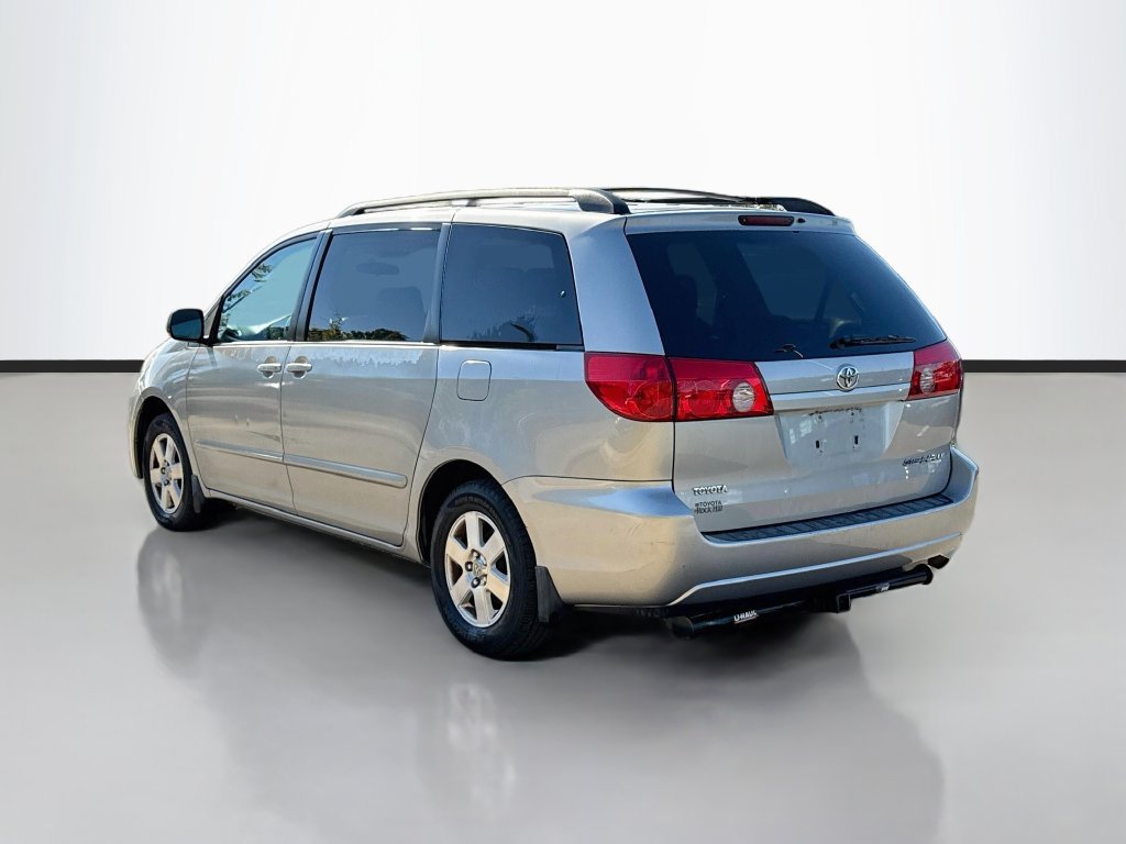 Used 2006 Toyota Sienna LE w/ LE Pkg 3 FWD image 5