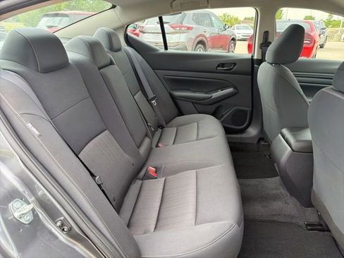 Used 2025 Nissan Altima 2.5 S FWD image 13