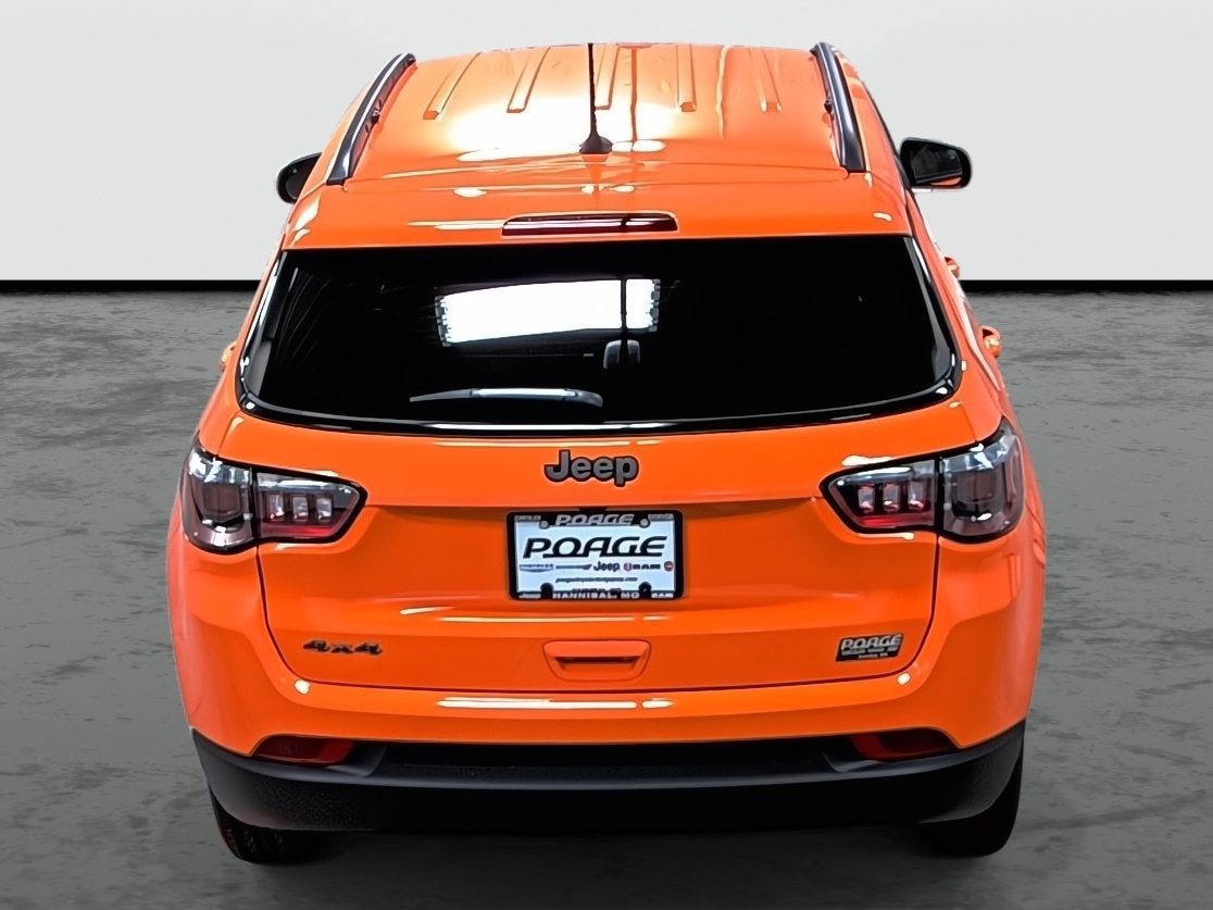 New 2026 Jeep Compass Latitude AWD/4WD image 3