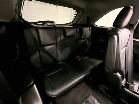 Used 2018 Toyota Highlander XLE AWD/4WD image 33