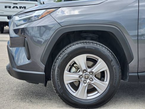Used 2025 Toyota RAV4 XLE FWD image 9