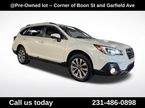 Used 2019 Subaru Outback 2.5i Touring AWD/4WD image 7
