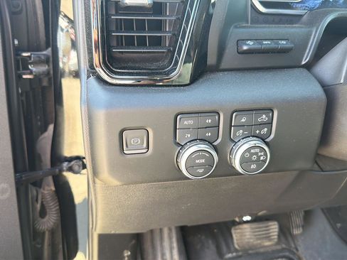 Used 2022 GMC Sierra 1500 AT4X AWD/4WD image 11