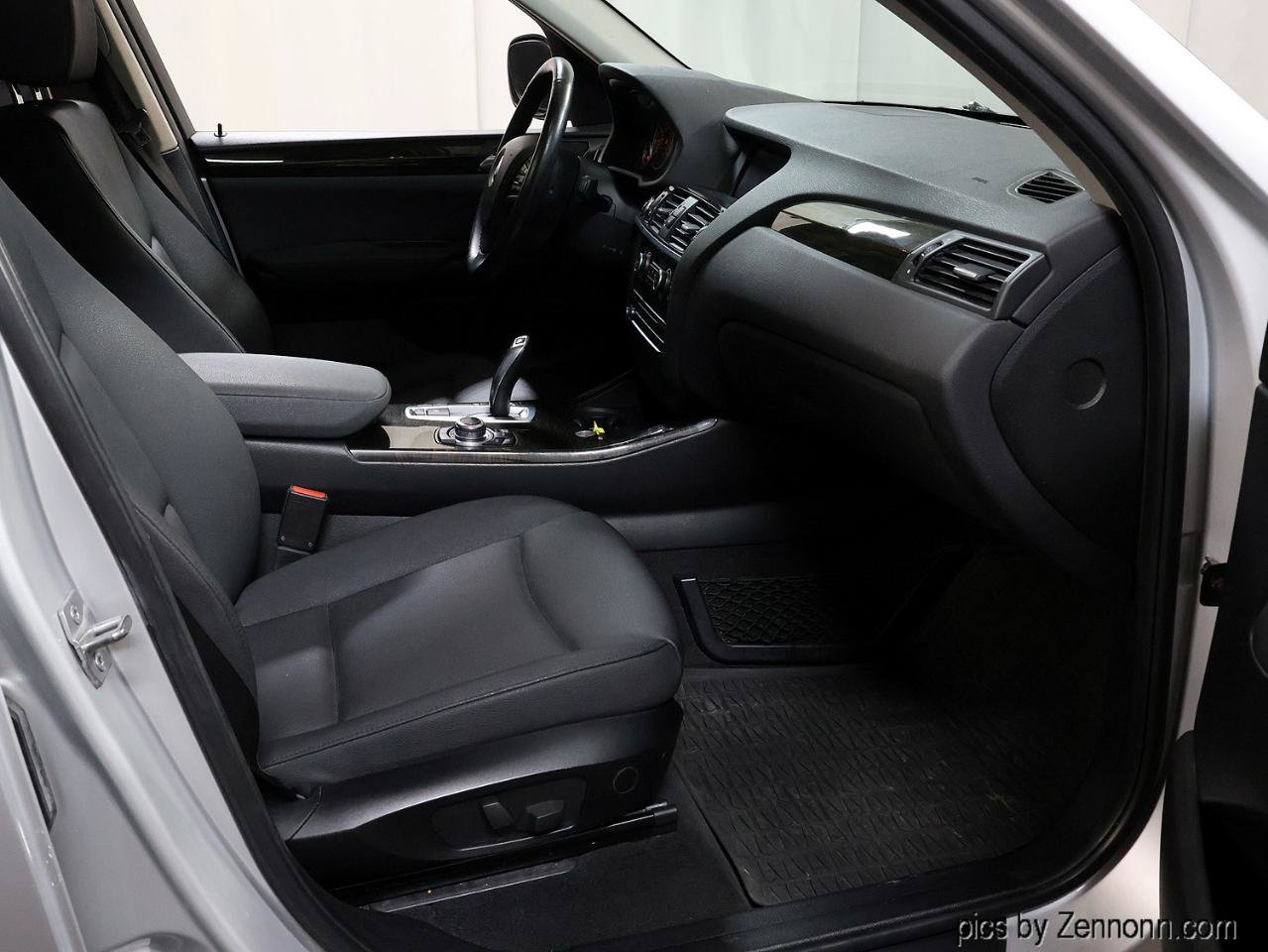 Used 2014 BMW X3 xDrive28i AWD/4WD image 33