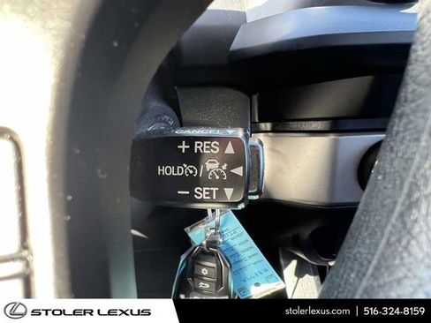 Used 2023 Toyota Tacoma SR AWD/4WD image 26