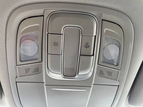 Used 2019 Hyundai Santa Fe SE AWD/4WD image 32