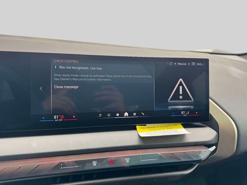 Certified 2025 BMW X3 xDrive30i AWD/4WD image 14