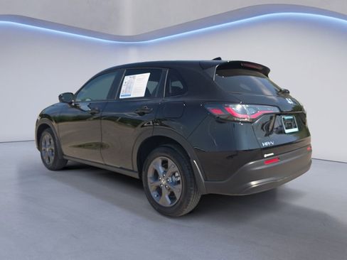 Used 2026 Honda HR-V LX image 3