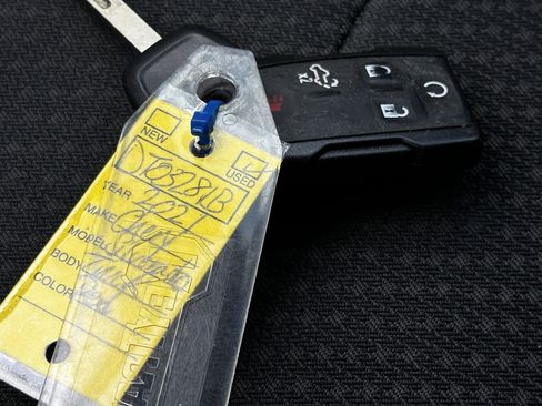 Certified 2021 Chevrolet Silverado 1500 Custom Trail Boss image 35