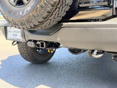 New 2026 Ford Bronco Badlands image 8