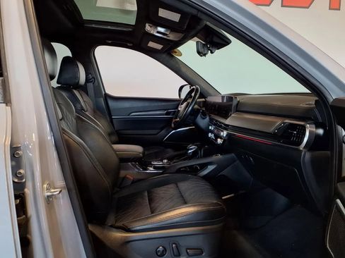 Used 2023 Kia Telluride SX Prestige X-Line image 13