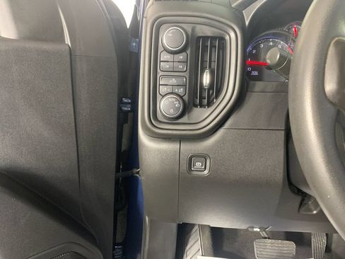 Used 2020 Chevrolet Silverado 1500 Custom Trail Boss w/ Custom Convenience Package AWD/4WD image 15