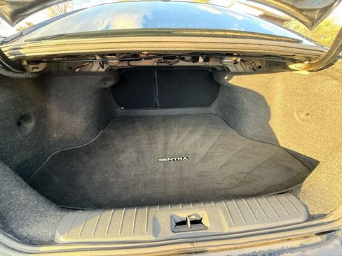 Used 2020 Nissan Sentra SV image 22