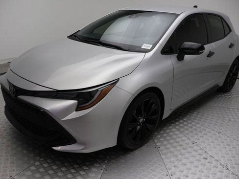 Certified 2022 Toyota Corolla SE image 2
