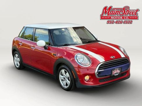 Used 2016 MINI Cooper 4-Door Hardtop FWD image 1