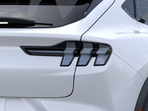 New 2026 Ford Mustang Mach-E Select RWD image 21