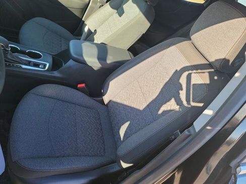Used 2023 Chevrolet Equinox LT image 11