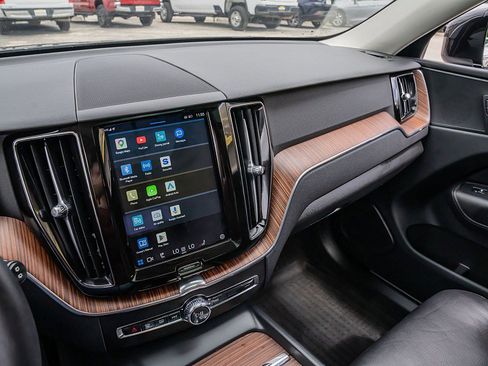 Used 2023 Volvo XC60 B5 Plus w/ Climate Package image 29