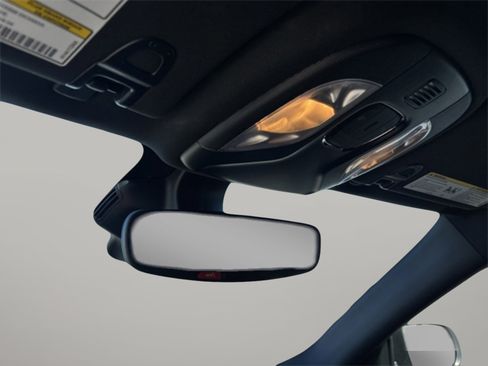 Used 2025 Jeep Compass Latitude image 17