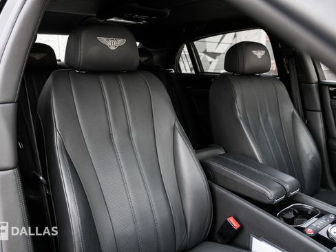 Used 2014 Bentley Flying Spur W12 image 40