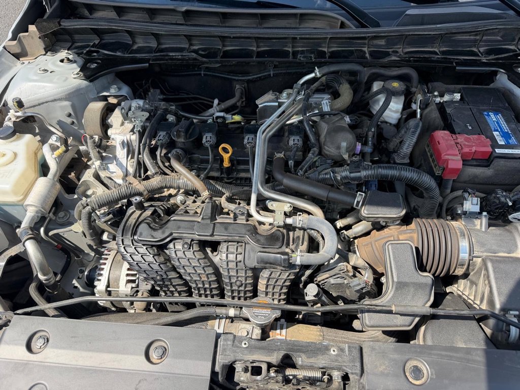 Used 2024 Nissan Altima 2.5 SR FWD image 13