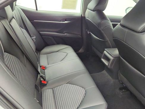 Used 2023 Toyota Camry SE image 21