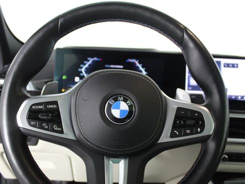 Certified 2024 BMW X6 M60i w/ Dynamic Handling Package image 14