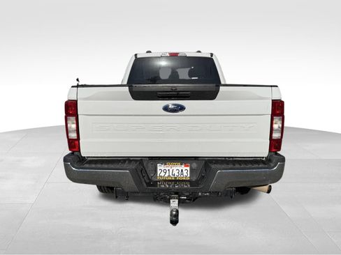 Used 2020 Ford F250 XLT AWD/4WD image 4