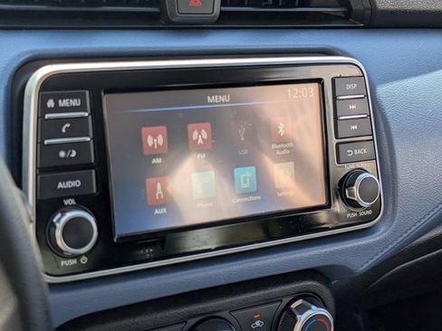 Certified 2025 Nissan Versa SV image 22