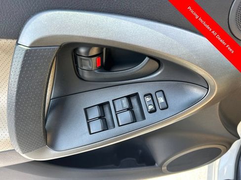 Used 2010 Toyota RAV4 Limited FWD image 5