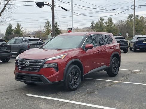 New 2026 Nissan Rogue SV image 2