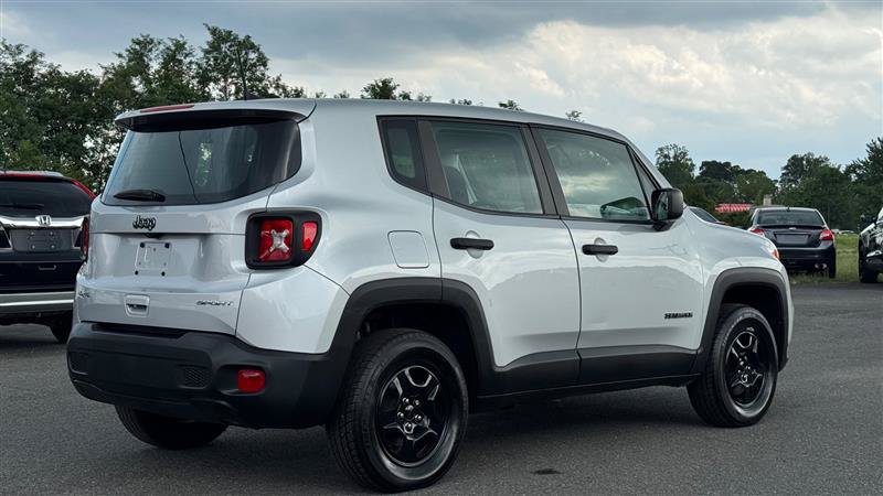 Used 2021 Jeep Renegade Sport AWD/4WD image 7