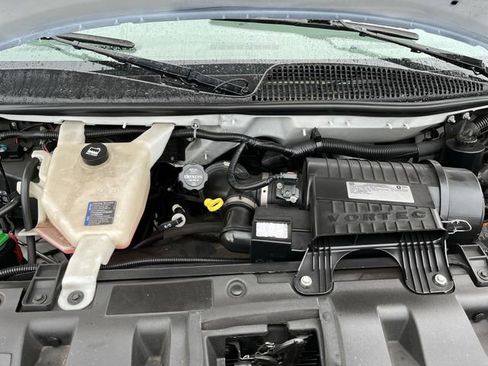 Used 2020 Chevrolet Express 2500 image 18