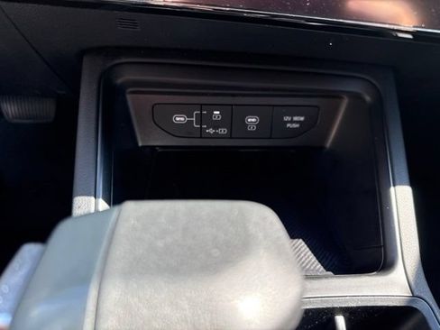 Used 2025 Kia K5 LXS FWD image 25