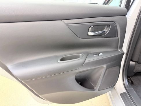 Used 2017 Nissan Altima 2.5 S w/ Power Driver Seat Package FWD image 17
