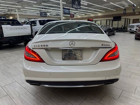 Used 2014 Mercedes-Benz CLS 550 4MATIC w/ Premium 1 Package image 8