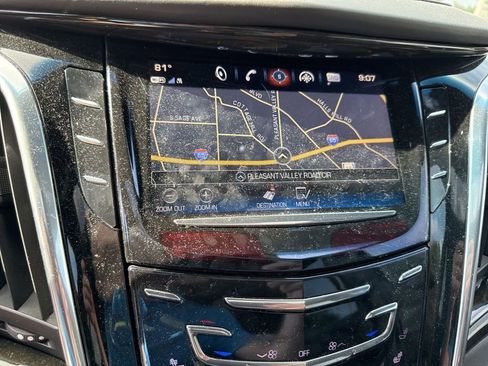 Used 2019 Cadillac Escalade ESV Platinum RWD image 16