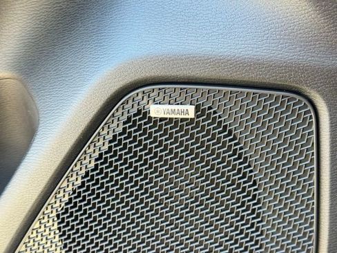 New 2026 Mitsubishi Outlander SE image 21