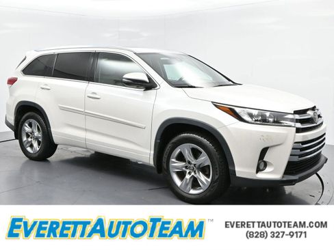 Used 2017 Toyota Highlander Limited w/ Protection Package #3 AWD/4WD image 1