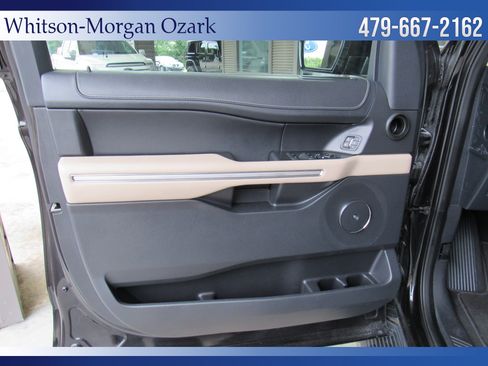 Used 2024 Ford Expedition Limited RWD image 43