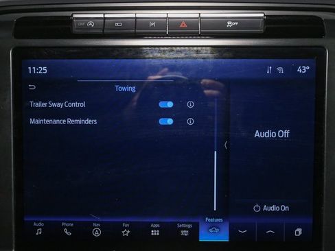 Used 2021 Ford F150 Lariat w/ Equipment Group 502A High image 26