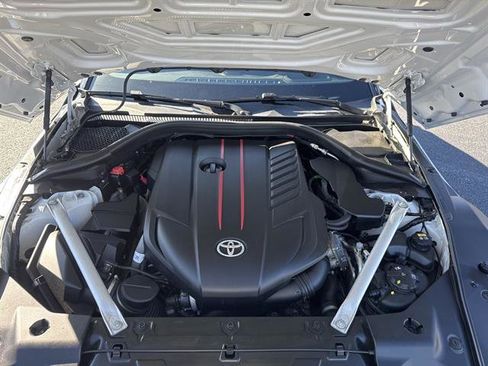 Used 2022 Toyota Supra Premium image 15