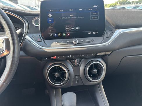 Used 2026 Chevrolet Blazer LT FWD image 16