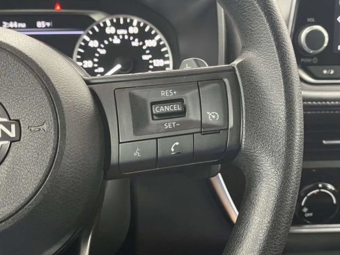 Used 2023 Nissan Rogue S FWD image 31