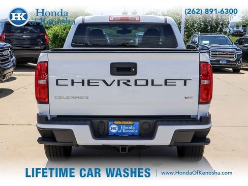Used 2022 Chevrolet Colorado LT RWD image 4