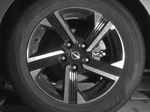 Used 2025 Nissan Sentra SV image 14