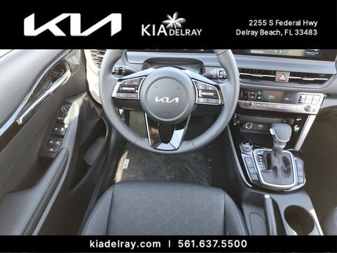 New 2026 Kia Seltos EX FWD image 11