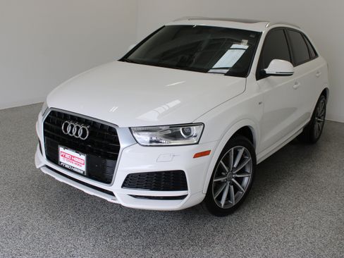 Used 2018 Audi Q3 2.0T Premium FWD image 2